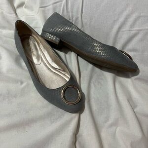 Anne Klein Gray Textured Flats with Gold Ring Accent